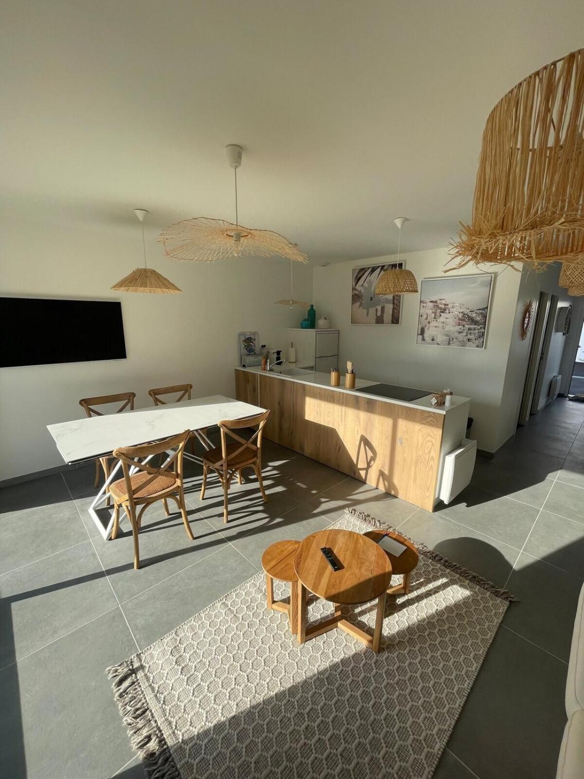 L'Opale - Le White Apartment Les Attaques Phòng bức ảnh